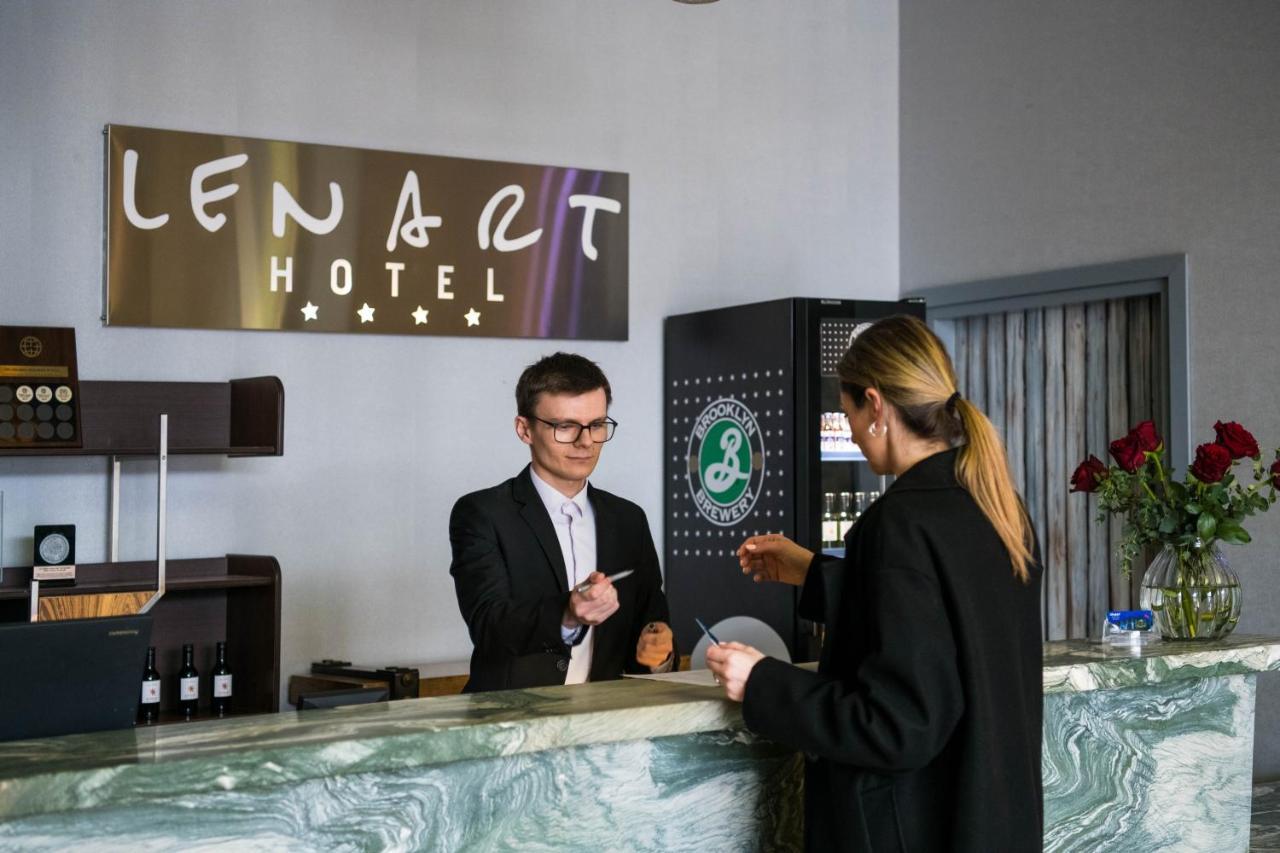 וייליצקה Hotel Lenart מראה חיצוני תמונה